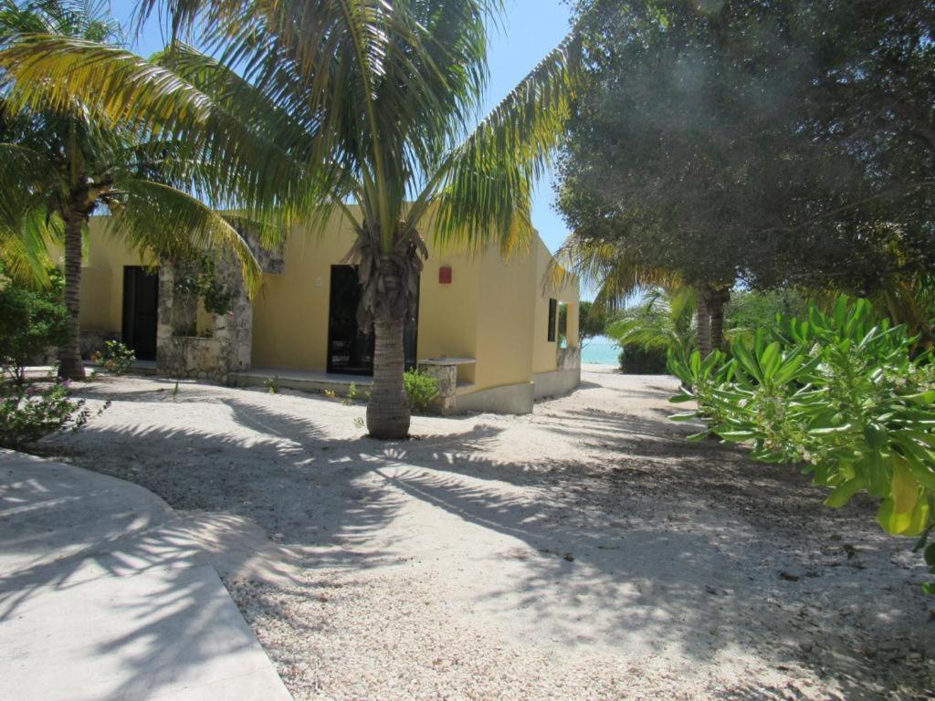 Two Bedroom Beachfront Villa Селестун Екстер'єр фото